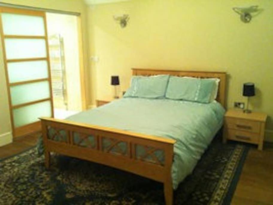 Huge Tenby Pet Friendly House Sleeps 14 Екстериор снимка